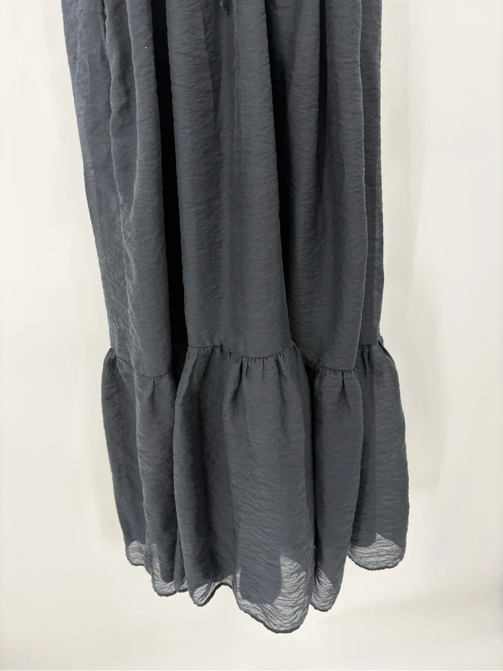 Abercrombie Low Back Tiered Maxi Dress XS Black Open Back Pockets